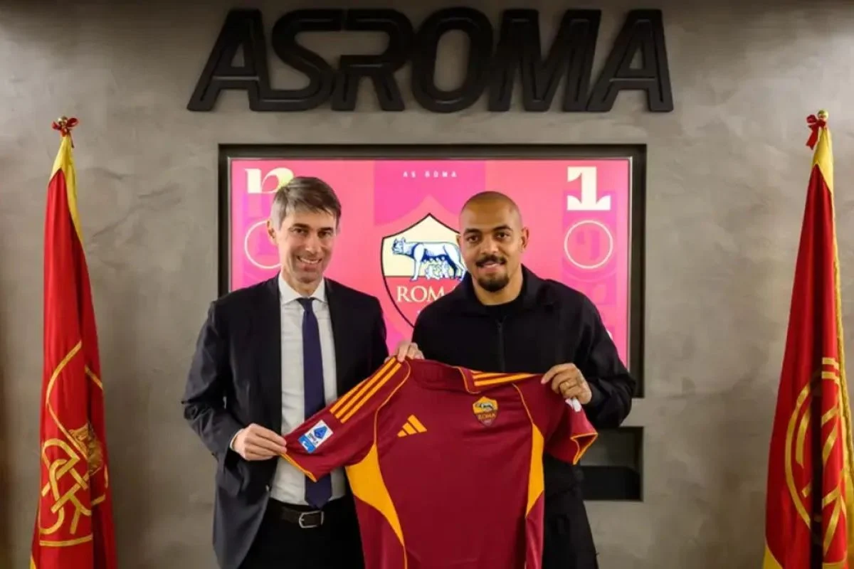 Donyell Malen Resmi Bergabung dengan AS Roma