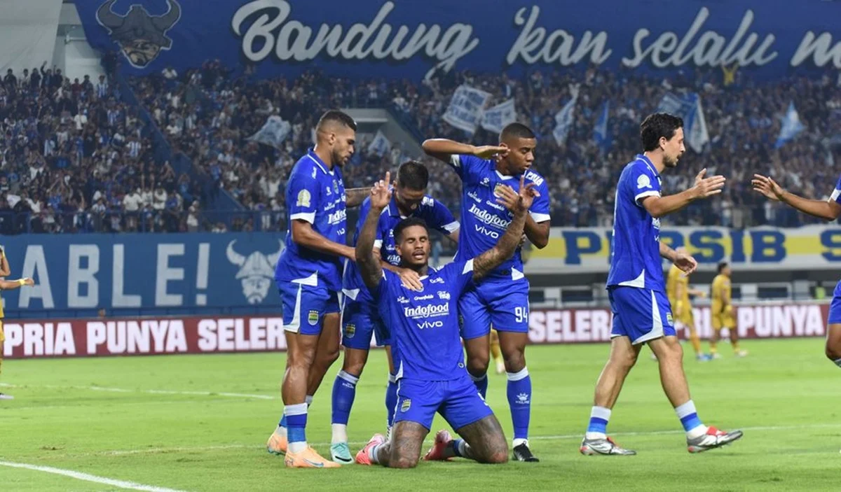 Persib Bandung Lawan PSM Makassar, Pertarungan Sengit di Pekan 33 Super League