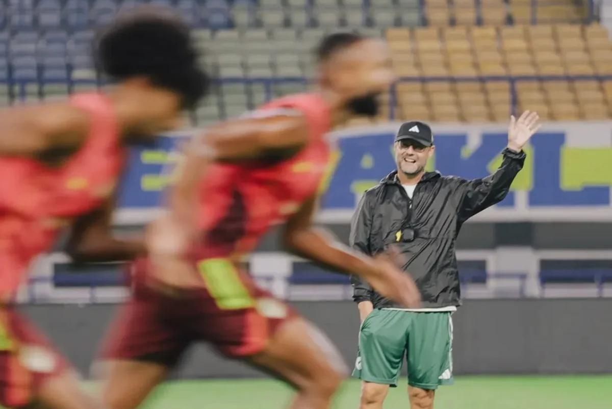 Persib Bandung Siap Hadapi PSM Makassar di Kandang Lawan