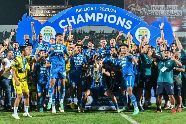 Persib Juara Liga 1, Borneo FC Bayangi Ketat! Peta Degradasi Memanas