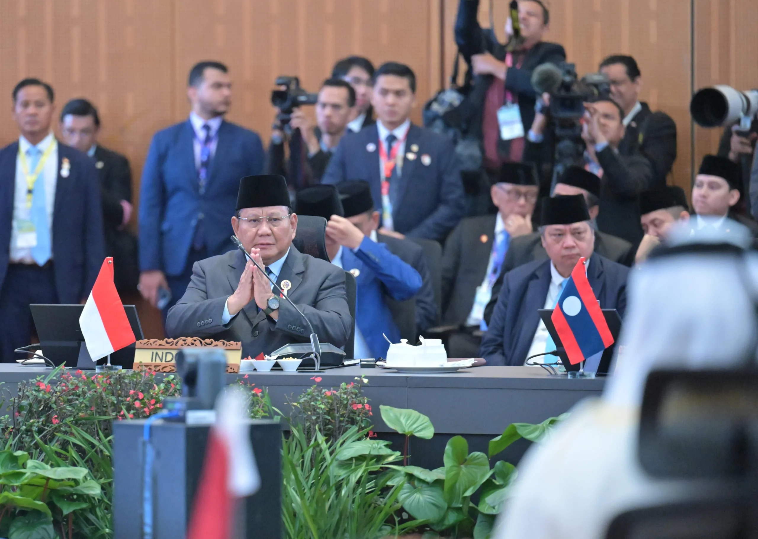 Prabowo di Miangas: Dari KTT ASEAN ke Pulau Terluar, Sapa Warga dan Anak Sekolah